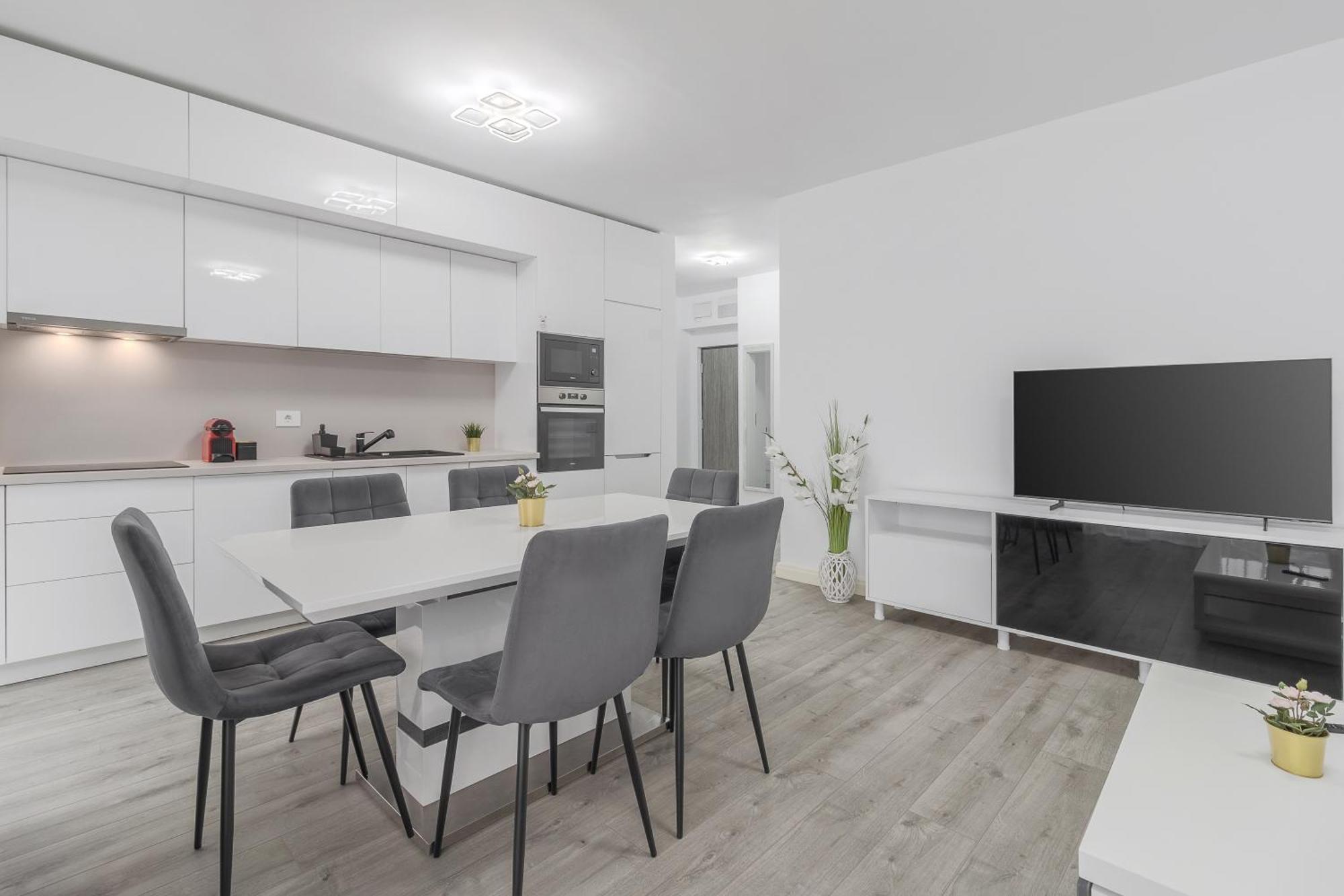 Pure Flat Apartment Oradea Bagian luar foto